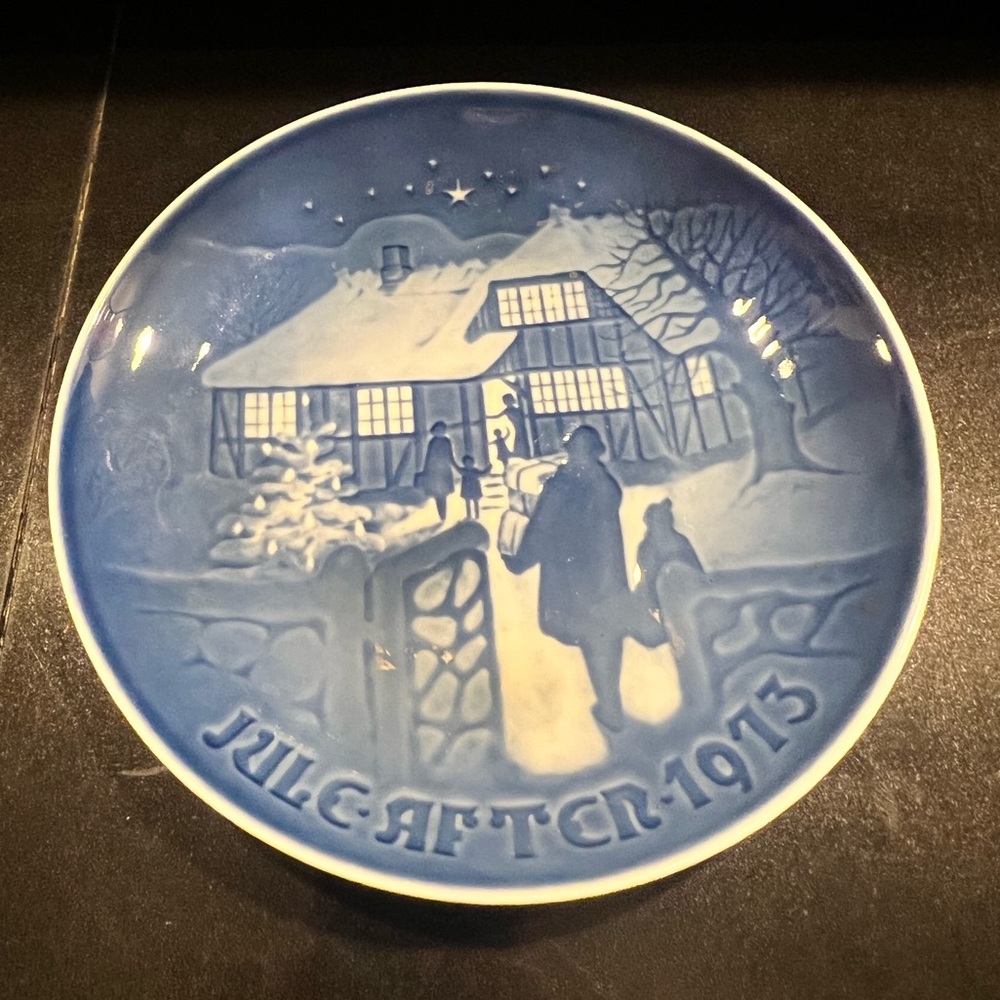 Danish Blue Christmas Plate Bing and Grondahl